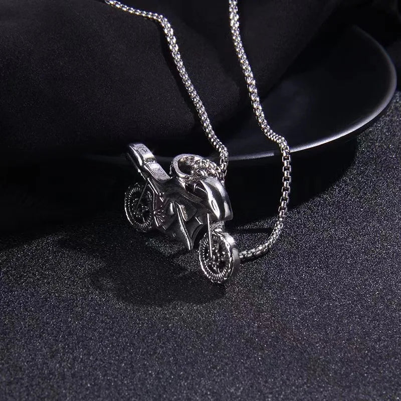 Fashion Punk Motorcycle Series Rider Stainless Steel Men Necklace Pendant Chain Fashion Retro Jewelry Gifts Wholesale Necklace