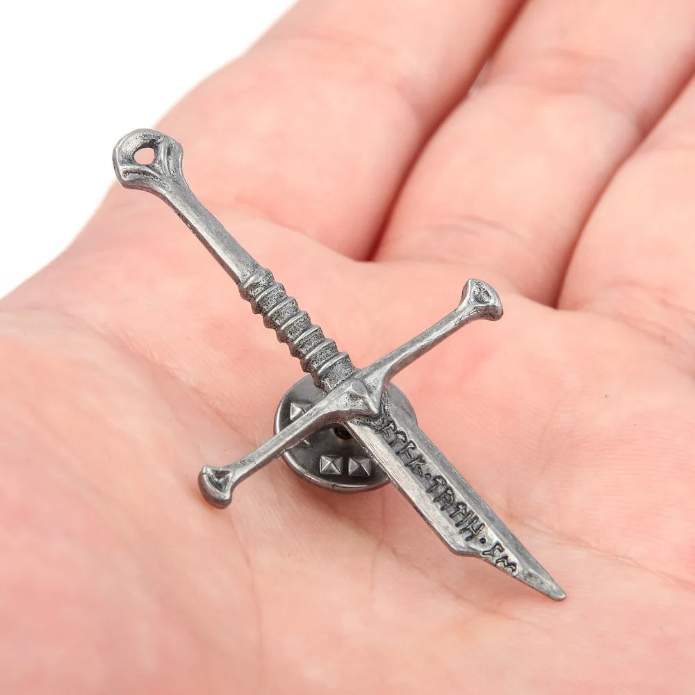 Personality Retro Punk Broken Sword Cross Enamell Pin Brooch Classic Film Men Women Charm Jewelry Accessories Party Fans Gift